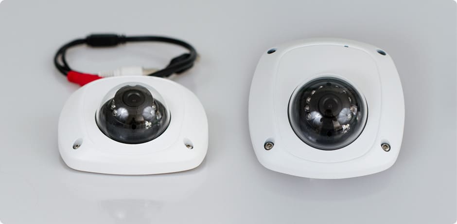 teVidi Seitenkameras sind robust, platzsparend und werden bei Bewegungen automatisch aktiviert